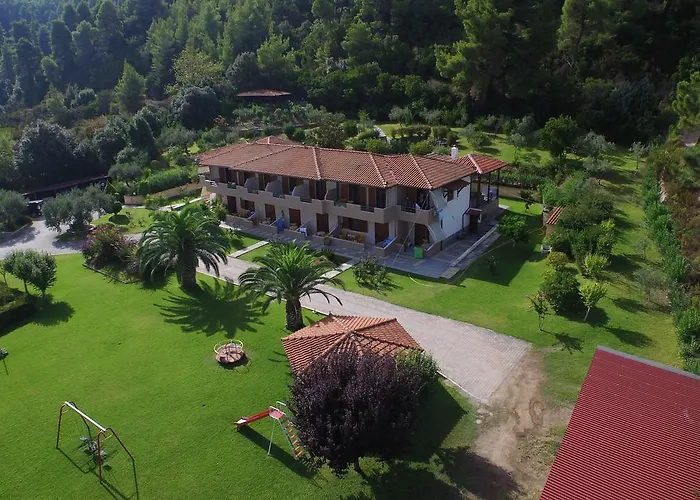 Elena Apartments & Studios